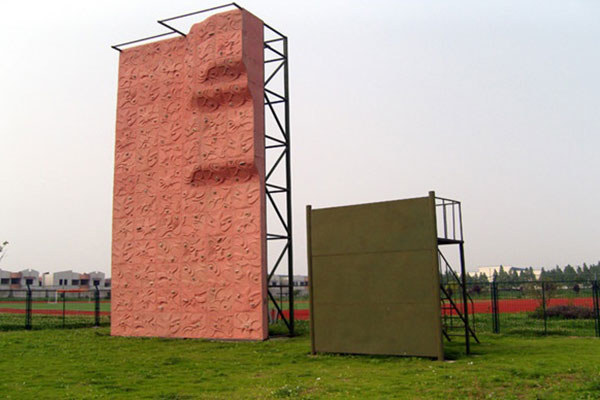 上海浦東新(xin)區(qu)拓展(zhan)訓練基地